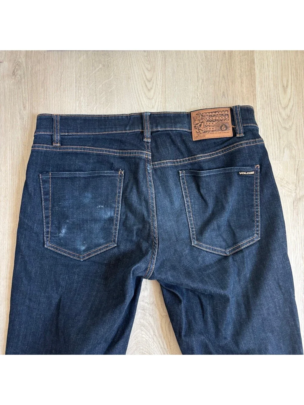 Volcom Vorta EUC Men's Dark Wash Slim Straight Jeans Size 33